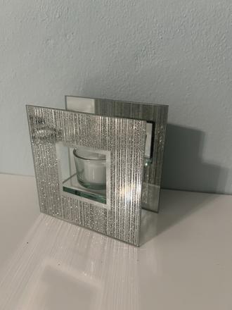 Zrkadlovostrieborný svietnik s led sviečkou, 