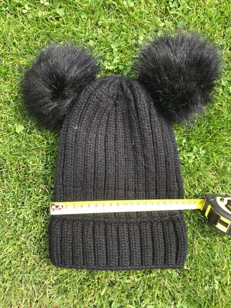 Čierna hrubá čiapka - krásna farba,