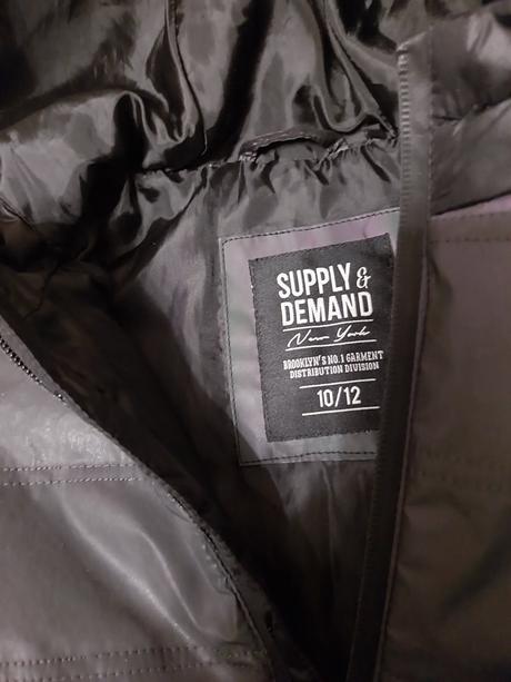 Bunda metalicka, 140