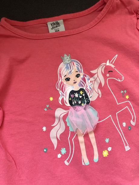 Tričko a šaty, 104