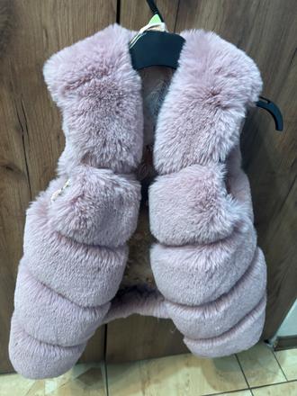 Kožušinova vesta, 140