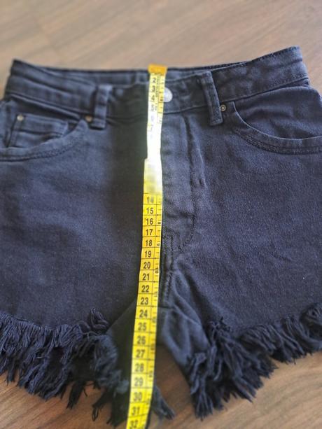 Cierne riflove kratasy v. 146, coccodrillo,146