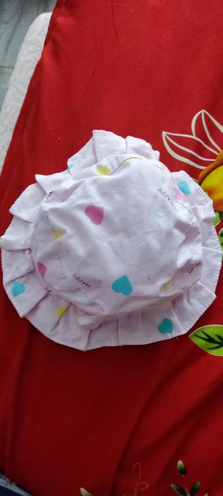 Klobúčik na leto, 92