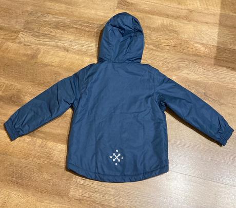 Prechodná vetrovka, crivit,104