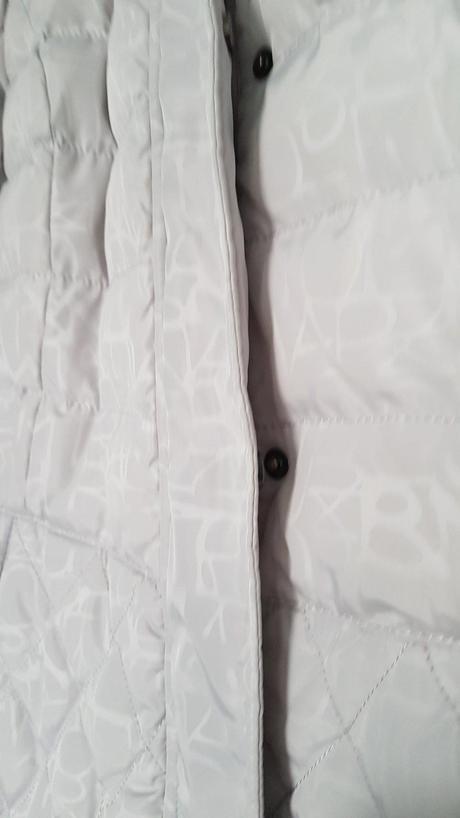 Kara perova bunda s pravou kozusinou, karrimor,36