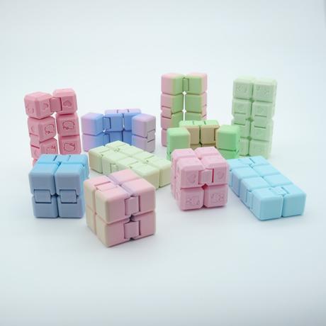 Infinity cube, 3d nekonečná antistresová kocka,