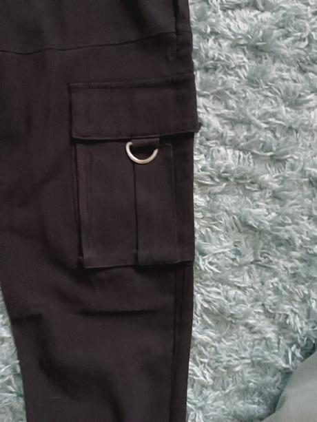 Kapsáčove nohavice, bershka,38