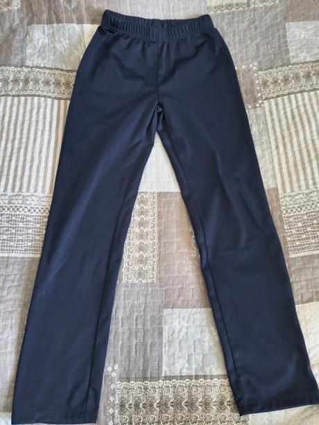 Tepláky, decathlon,140