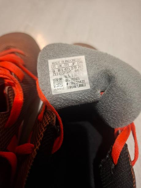 Halovky, adidas,45