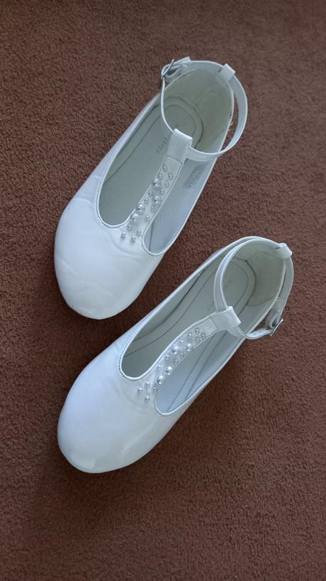 Biele balerínky, reserved,34