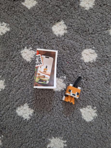 Figurka minecraft - kinder joy,