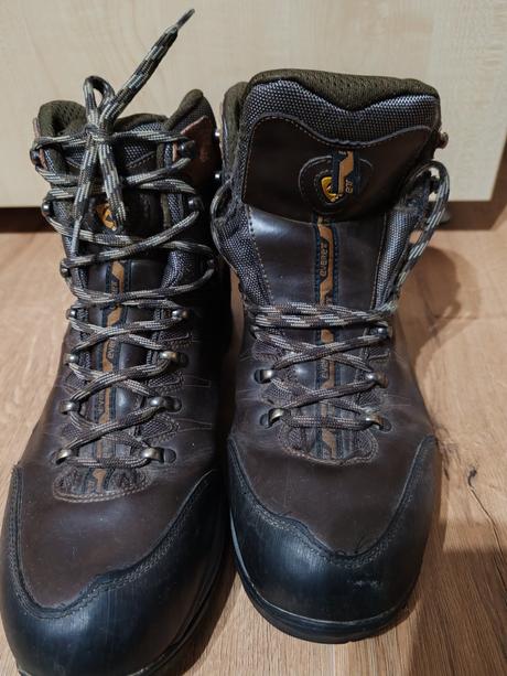 Turistické topánky, 45