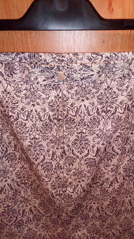 Puzdrová sukňa, 40