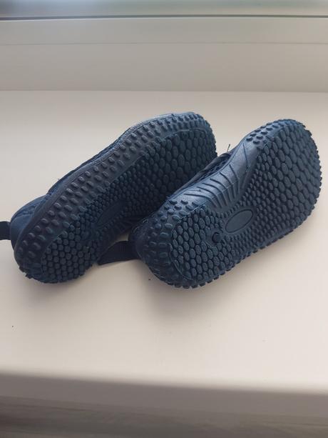 Topánky do vody, 22