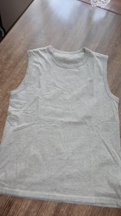 2x tričko bez rukávov, m