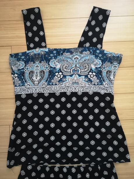 Komplet sukňa+tricko, s