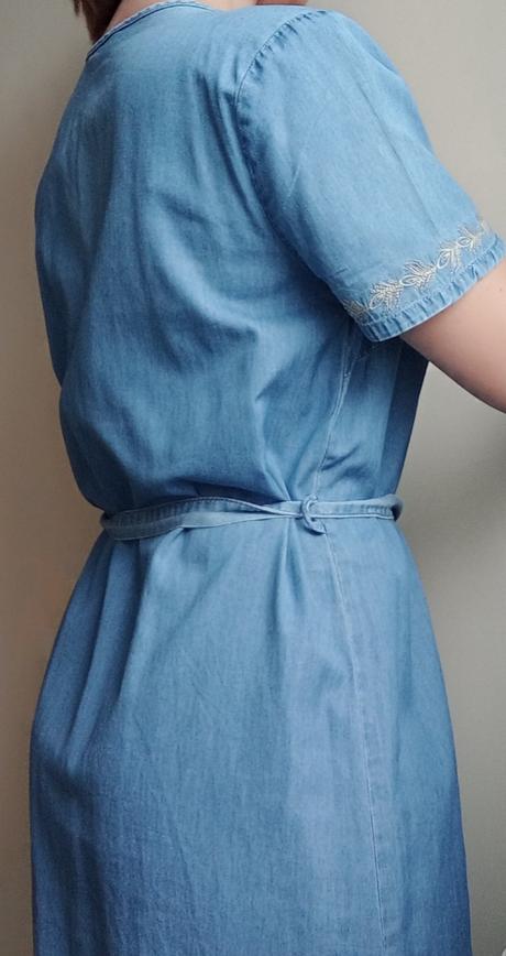 Riflové šaty s výšivkou (už s poštovným), george,38