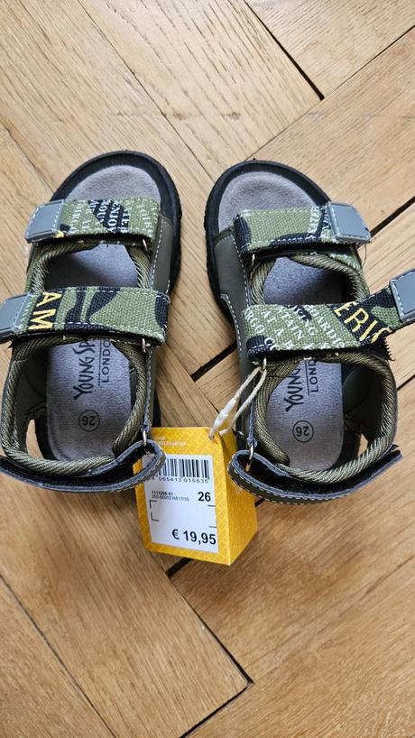 Sandale, young spirit,26