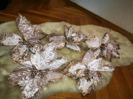 Komplet vianočný stromček + dekorácie, 