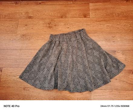 Dámska sukňa, s