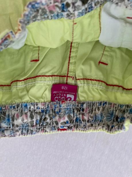 Mix dievčenského oblečenia veľkosti od 122 do 152, 122–134