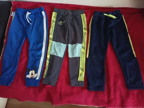 Tepláky veľ. 116, 116