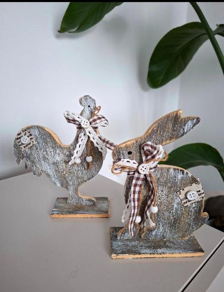 2ks drevene dekoracie sliepka a zajacik, 