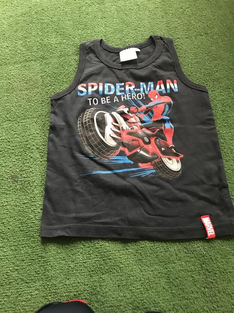 Tielko spiderman č.110, disney,110