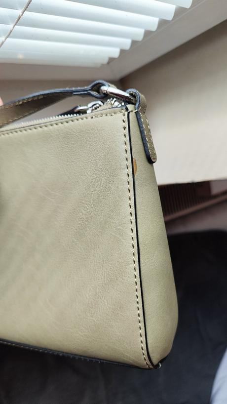 Guess kabelka crossbody, guess