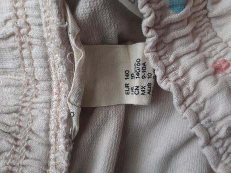 Šortky na 8 rokov tchibo a hm, 134