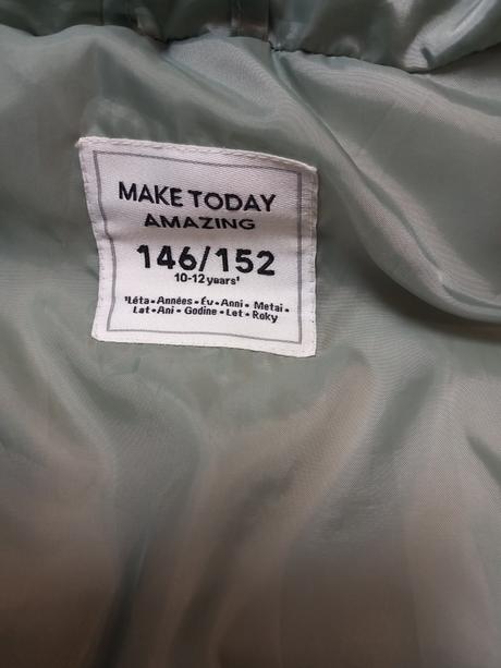 Dievčenská vesta, takko,146