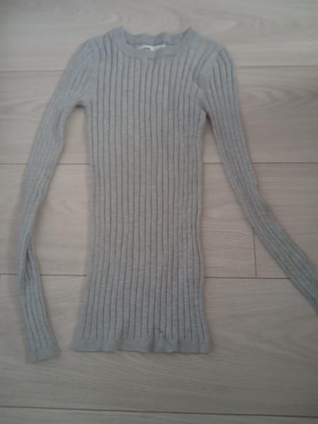 Balík oblečenia, s