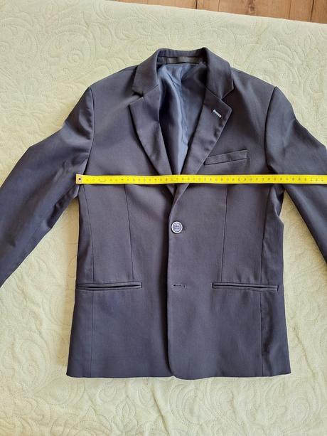 Oblek 128/134, 134
