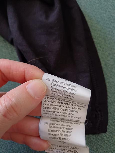 Tričko s čipkou, 36