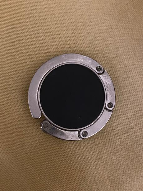 Držiaky na kabelku,