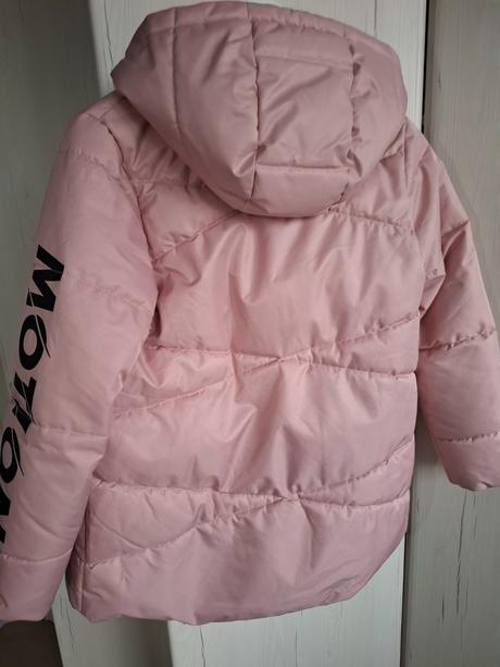 Hrubá zimná bunda, 146