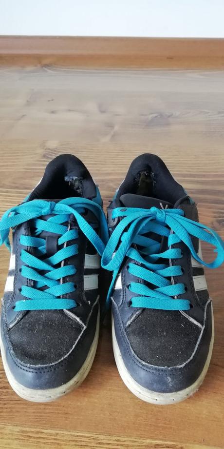 Chlapčenské tenisky, 31