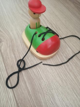 Topánočka na šnurovanie,