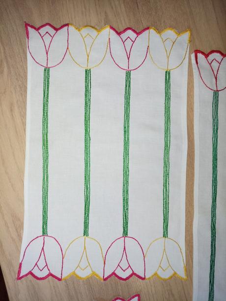 Jarné dečky, obrusy - cena spolu, 