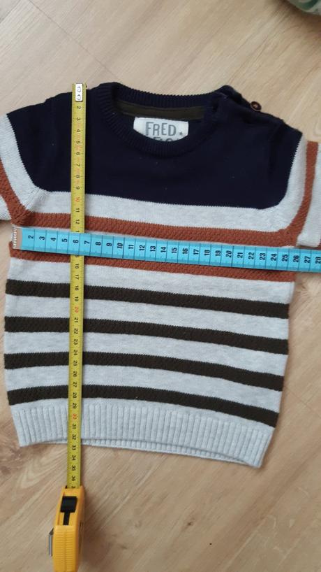 Krásny svetrík, f&f,74