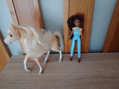Mattel spirit bábika pru a chica linda,