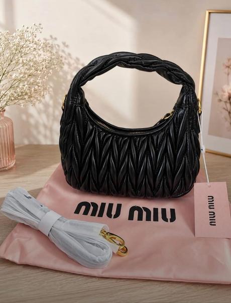 Kabelka miu miu, miu miu