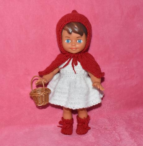 Gumotex retro bábika lenka ako červená čiapočka, 