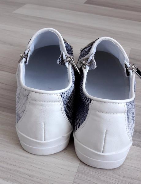 Dámske mokasíny strieborné/nenosené, 37