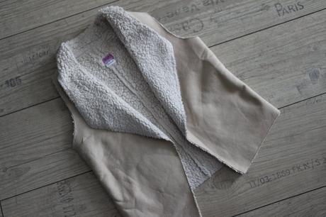 Biela kožušinková vesta, f&f,128