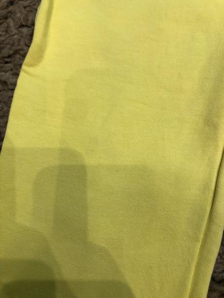 Žlté teplacky, ergee,86