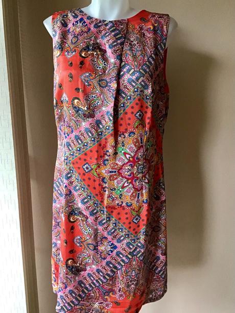 Krásne šaty /30, m