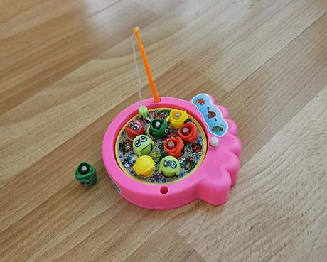 Hra pre deti 'hladné rybičky' (8 rybičiek), 