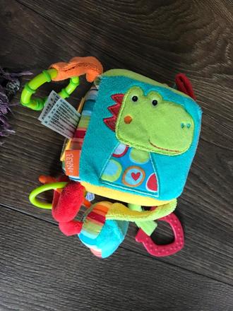 Baby fehn aktivity kocka,