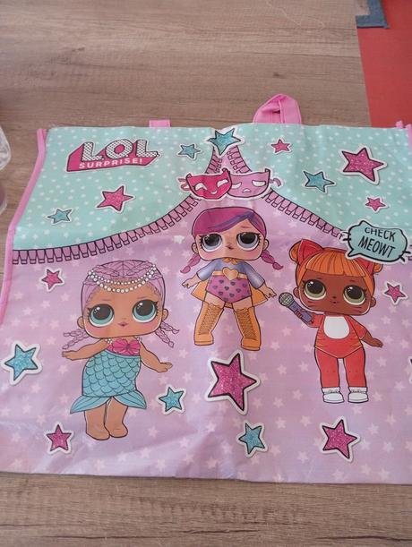 Bábiky lol, 